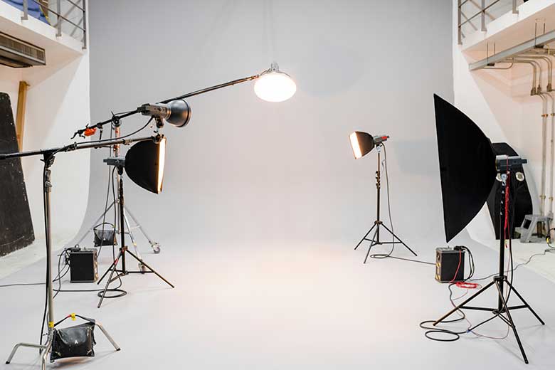 How To Choose The Ideal Professional Photography Studio